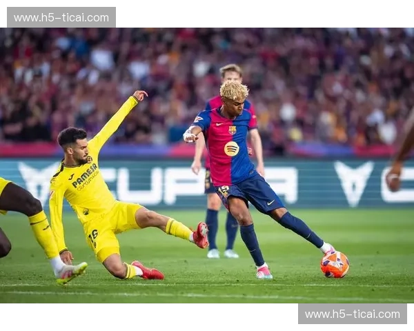 诺坎普的红蓝狂想曲：当巴塞罗那的极致传控遇见埃尔切的铁血意志